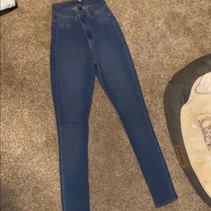 High waisted jeans